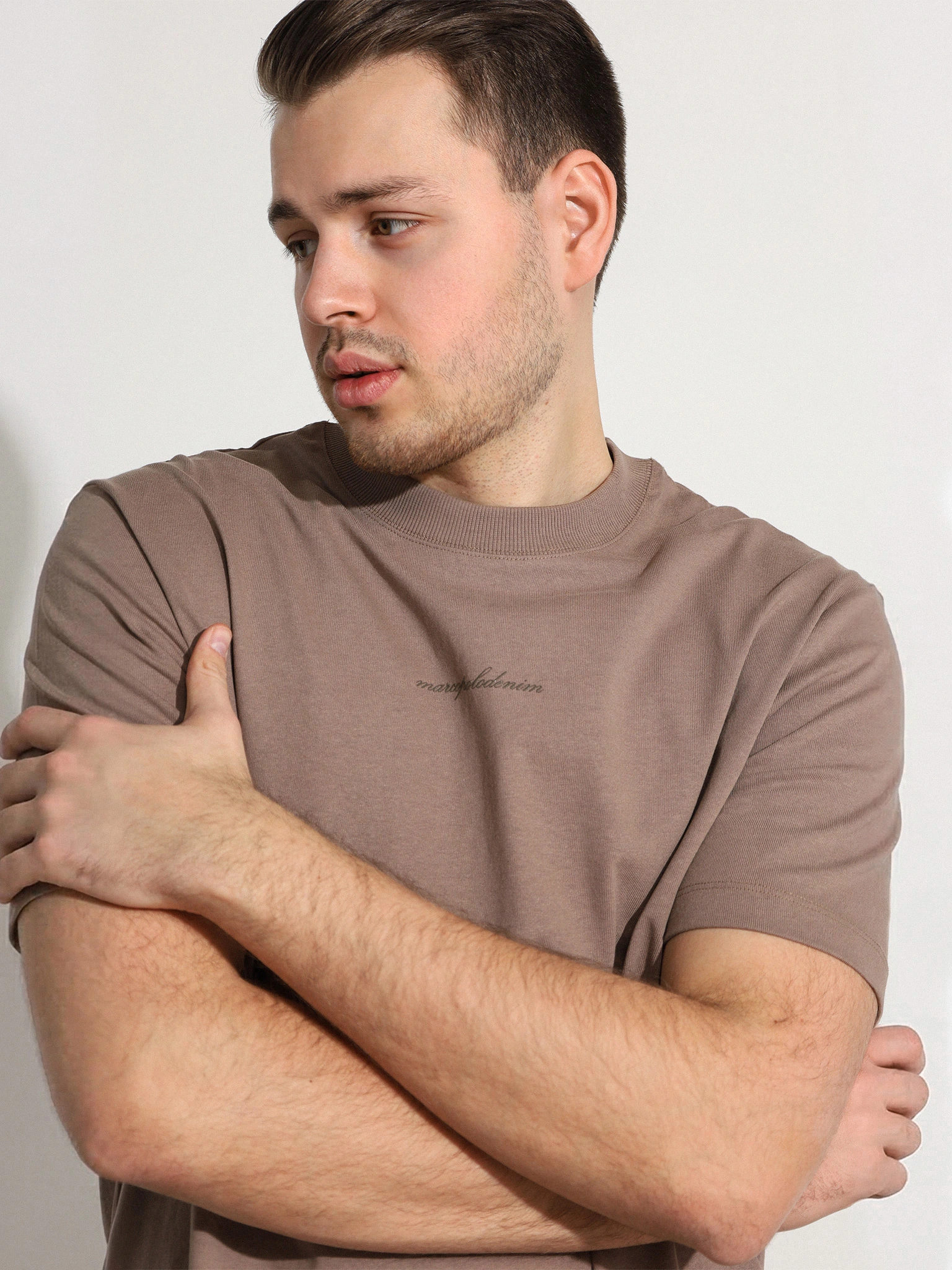 Футболка темно-бежевого цвета из хлопка